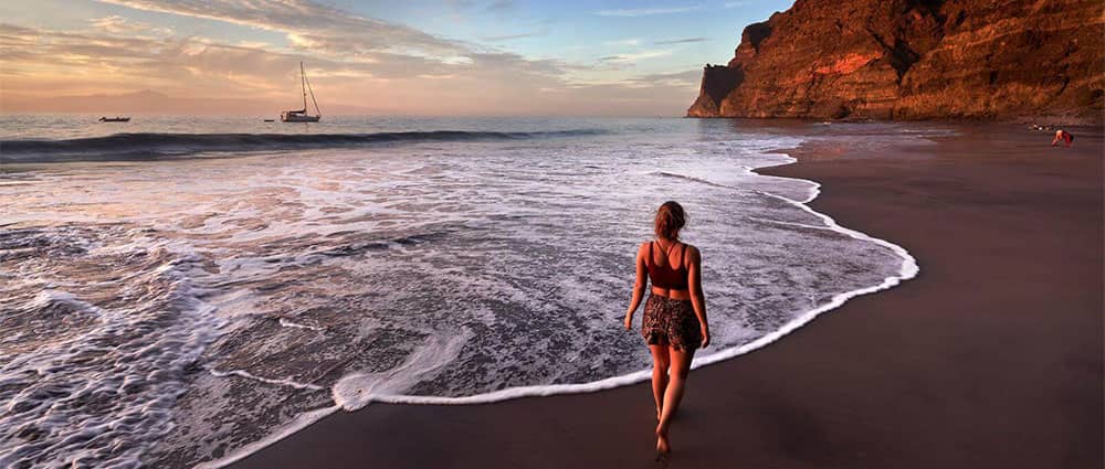 Playas de arena negra en España: La playa de Gui Gui en Gran Canaria